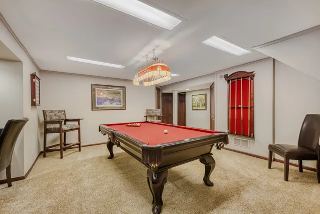 $699,900 | 3881 Bordeaux Drive, Hoffman Estates, IL 60192