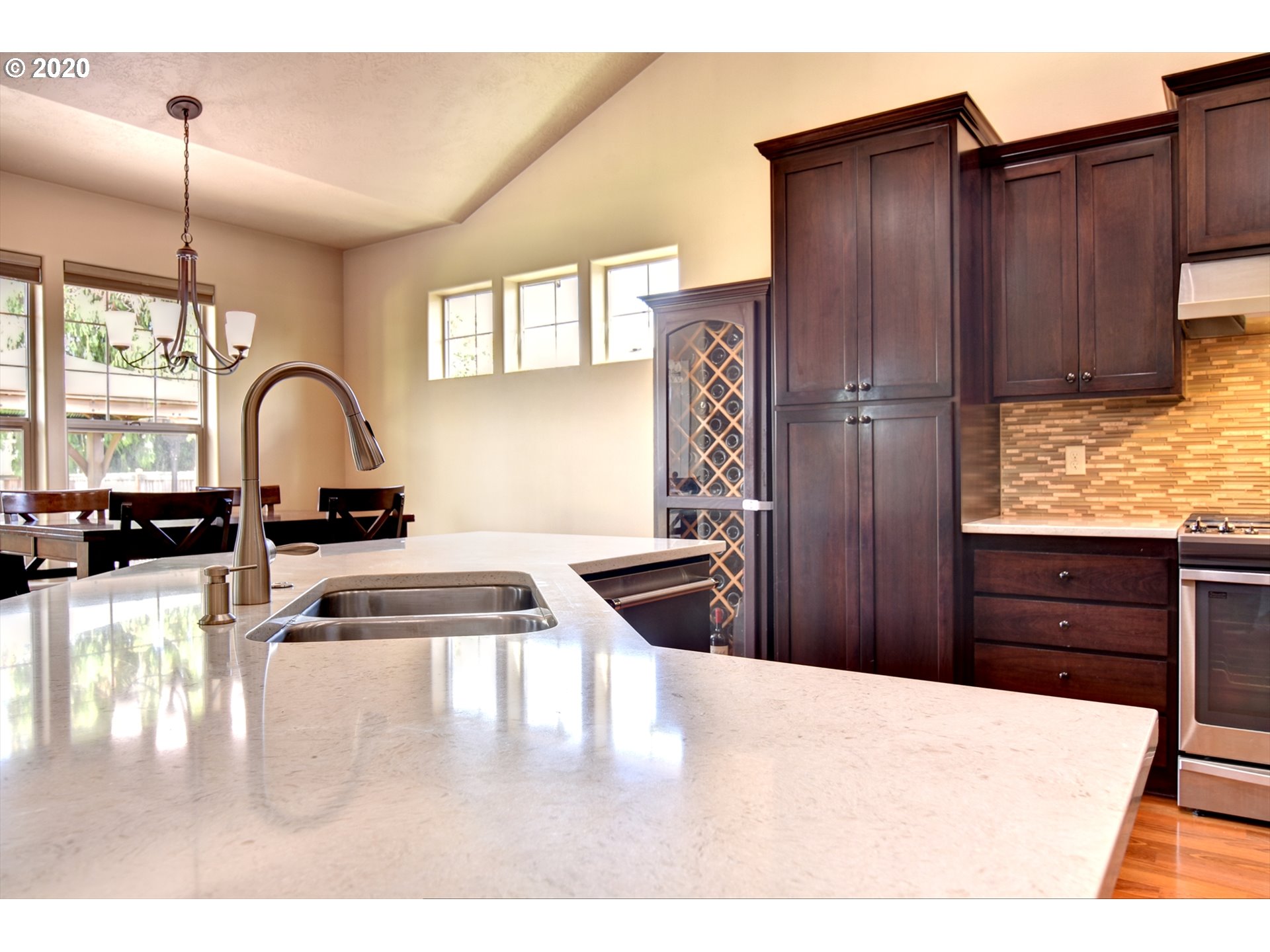 992 Riverstone Lane Springfield, OR 97477 - Photo 14 of 32