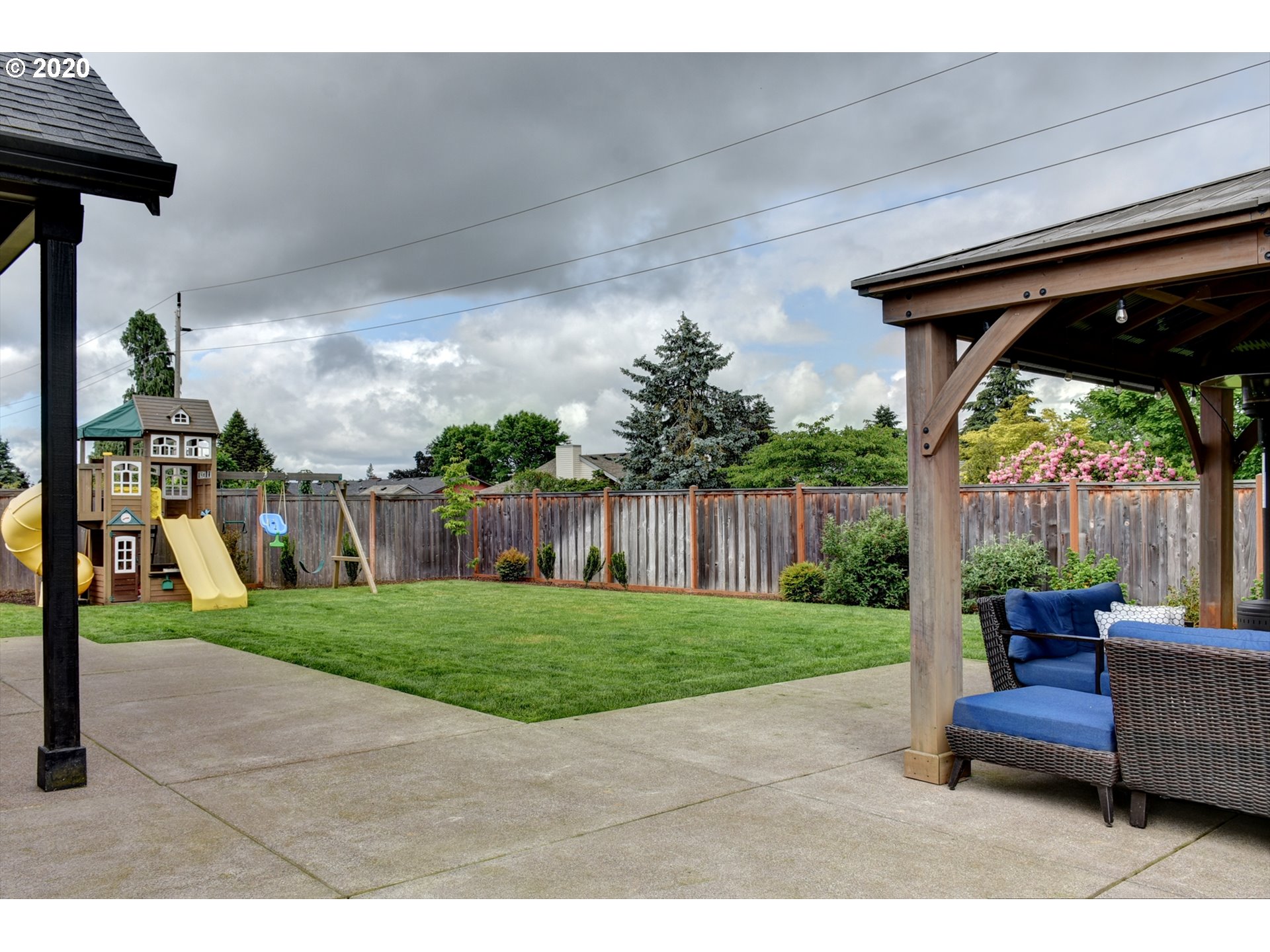 992 Riverstone Lane Springfield, OR 97477 - Photo 29 of 32