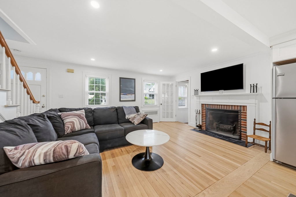 180 Broad Meadow Road Needham, MA 02492 - Photo 7 of 32