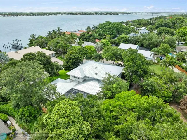 $2,335,500 | 33 Rio Vista Drive, Stuart, FL 34996
