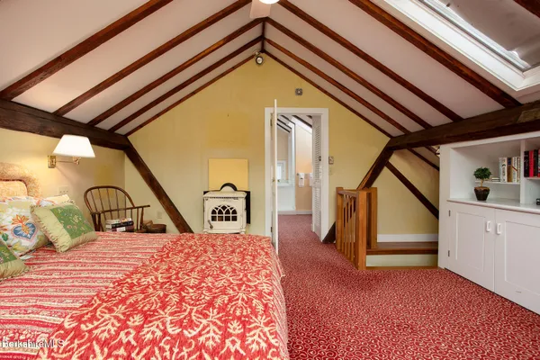 $1,650,000 | 605 Cross Road To Canaan Valley Road, New Marlborough, MA 01259