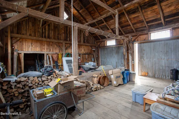 $1,650,000 | 605 Cross Road To Canaan Valley Road, New Marlborough, MA 01259