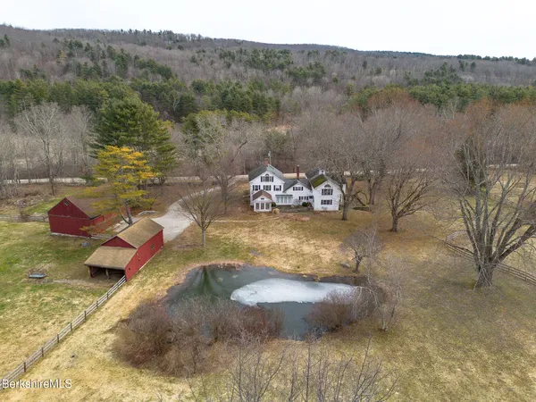 $1,650,000 | 605 Cross Road To Canaan Valley Road, New Marlborough, MA 01259