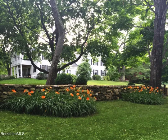 $1,650,000 | 605 Cross Road To Canaan Valley Road, New Marlborough, MA 01259