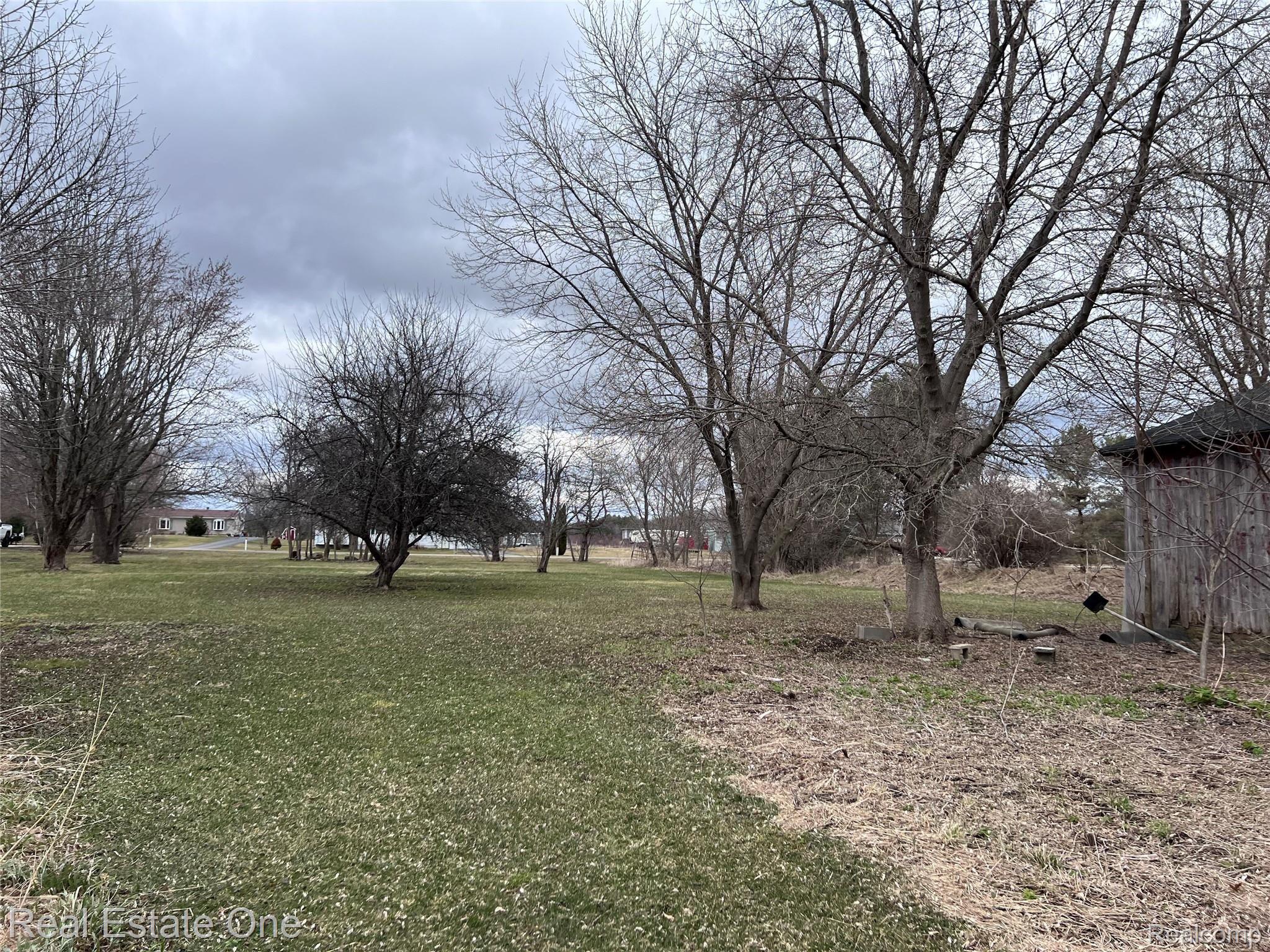 6304 East Coldwater Road Flint, MI 48506 - Photo 56 of 59 A66F42B1-E3E7-4819-9F81-32D40954D0E2.jpeg
