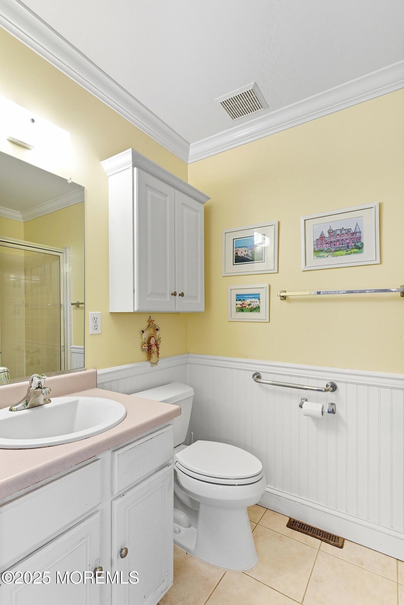 1990 Country Trace Toms River, NJ 08753 - Photo 17 of 33 a bathroom with a sink a toilet and mirror