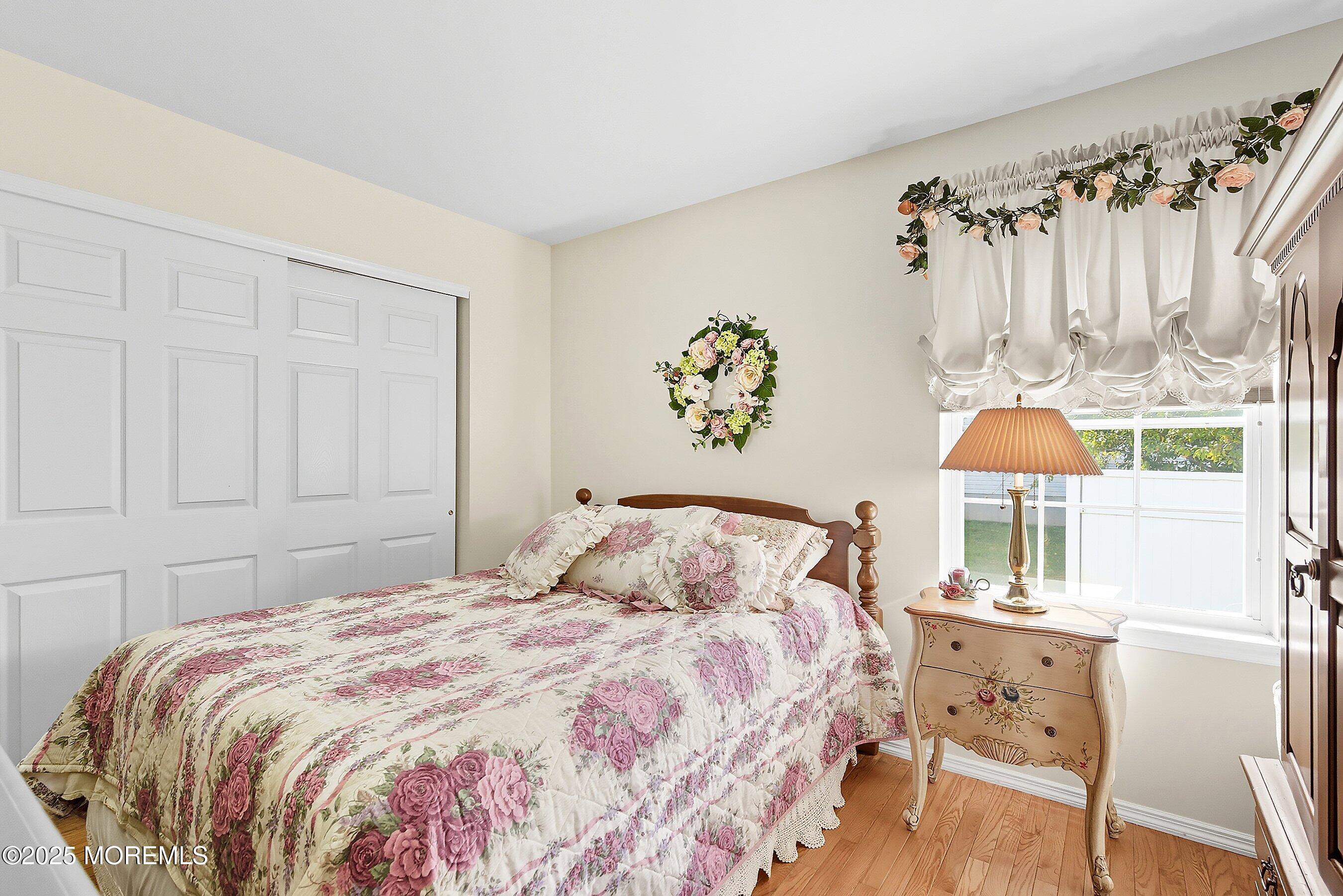 1990 Country Trace Toms River, NJ 08753 - Photo 19 of 33 a bedroom with a bed and a window