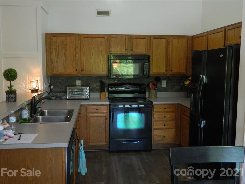 1429 Piney Church Road Concord, NC 28025 - Photo 10 of 26 Gallery Image 10