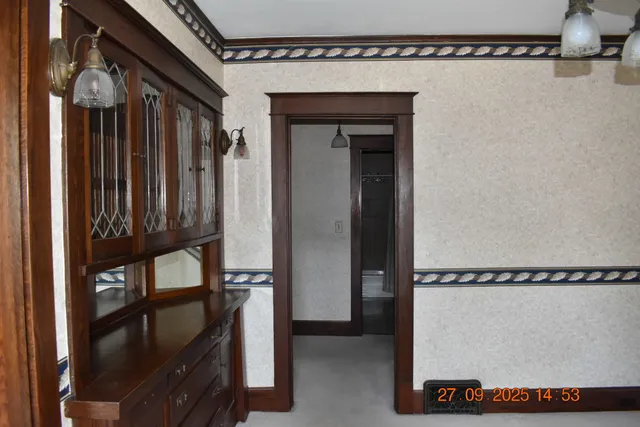 a view of an entryway