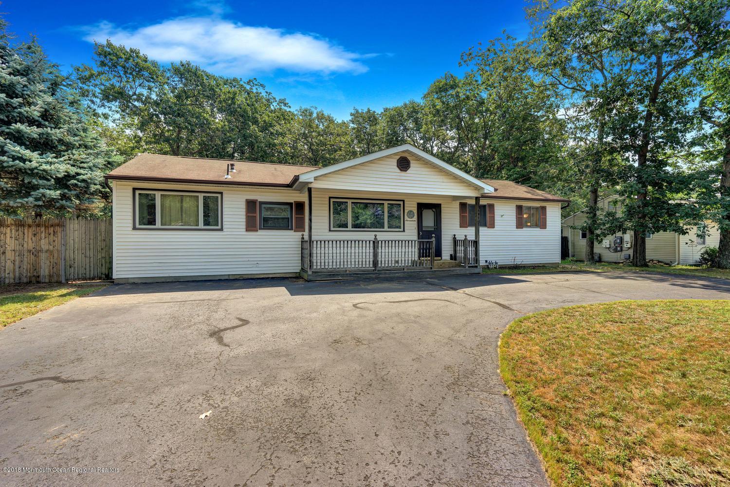 17 Herborn Avenue Brick, NJ 08724 - Photo 24 of 27 17 Herborn Ave Brick NJ 08724-large-003-