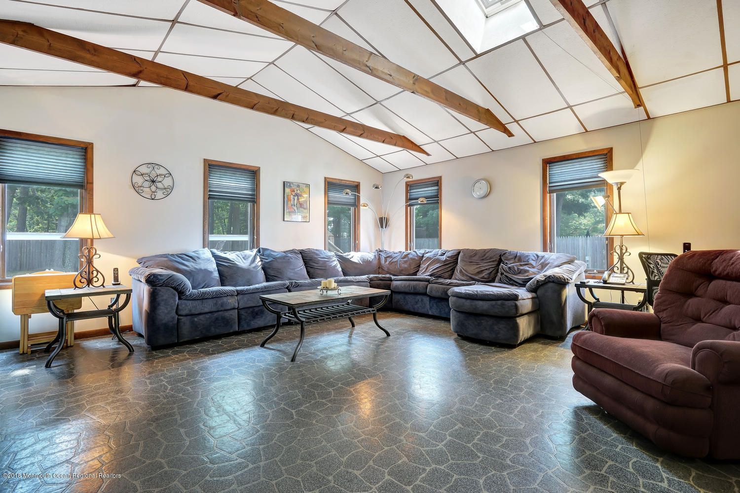 17 Herborn Avenue Brick, NJ 08724 - Photo 4 of 27 17 Herborn Ave Brick NJ 08724-large-019-
