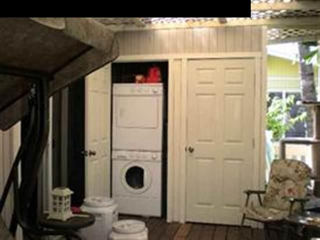 1667 South Kihei Road, Unit D Kihei, HI 96753 - Photo 11 of 13 a utility room with dryer and washer