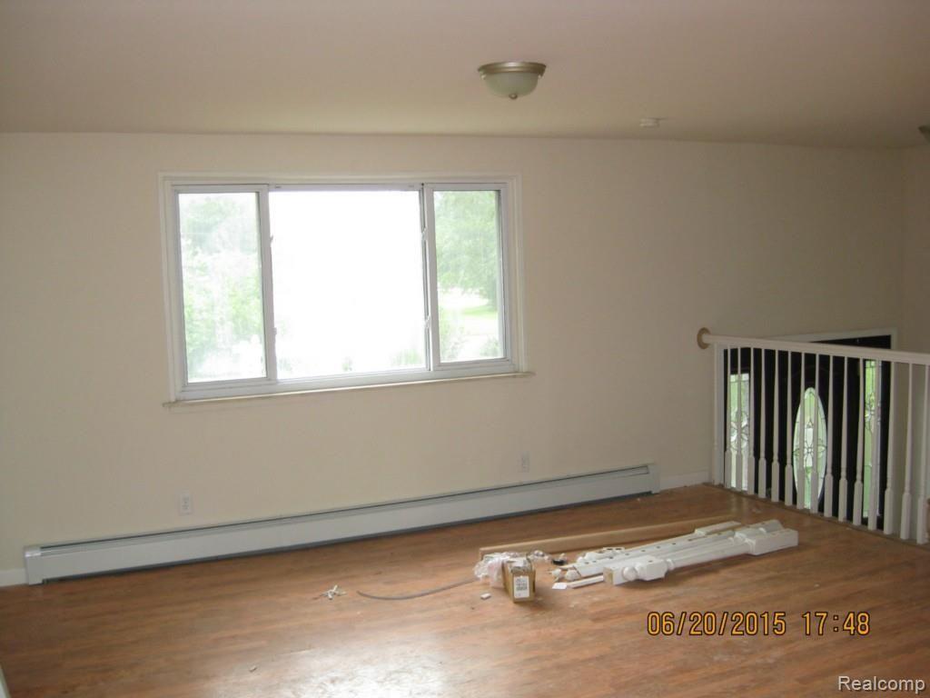 40088 Edison Lake Road Romulus, MI 48174 - Photo 9 of 18