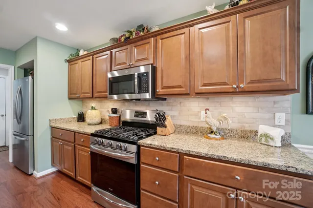 $549,900 | 98 Asher Lane, Etowah, NC 28729