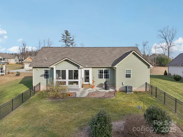 $549,900 | 98 Asher Lane, Etowah, NC 28729