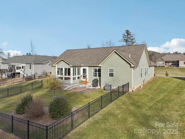 $549,900 | 98 Asher Lane, Etowah, NC 28729