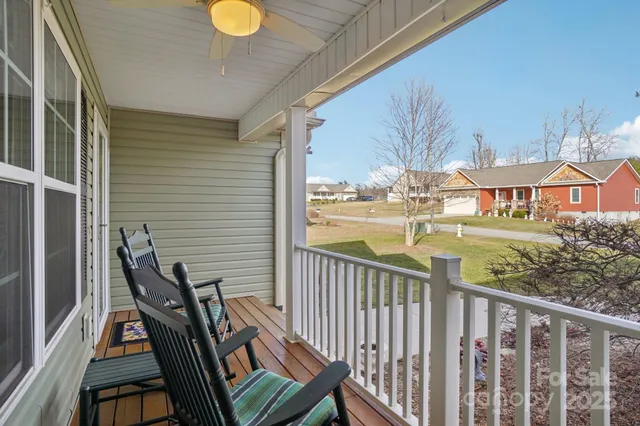 $549,900 | 98 Asher Lane, Etowah, NC 28729