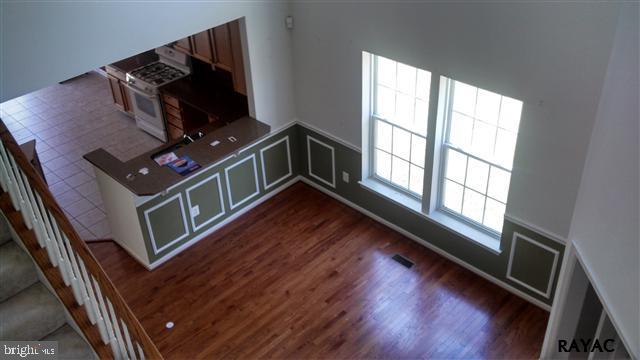 286 Maple Drive Hanover, PA 17331 - Photo 4 of 17 Gallery Image 4