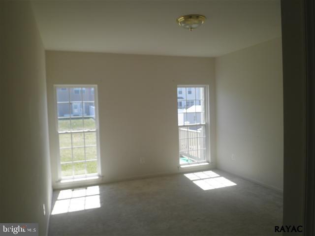 286 Maple Drive Hanover, PA 17331 - Photo 9 of 17 Gallery Image 9