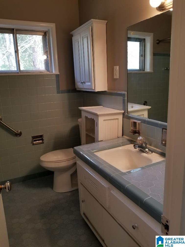 701 Rebecca Road Birmingham, AL 35206 - Photo 9 of 11