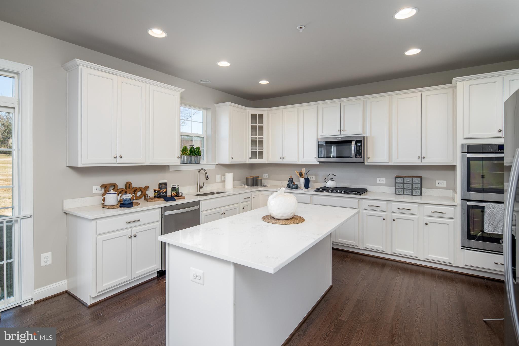 6440 Hanover Road Hanover, MD 21076 - Photo 4 of 29 Gourmet Kitchen