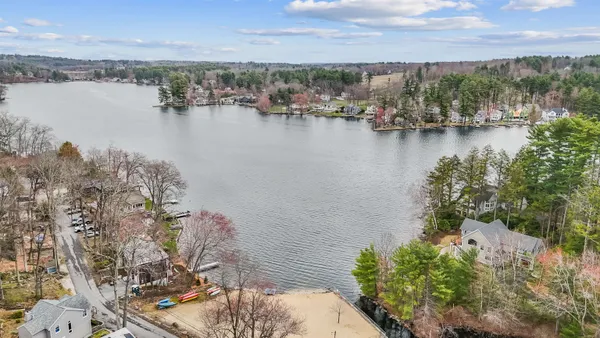 $449,000 | 10 1st Street, Windham, NH 03087