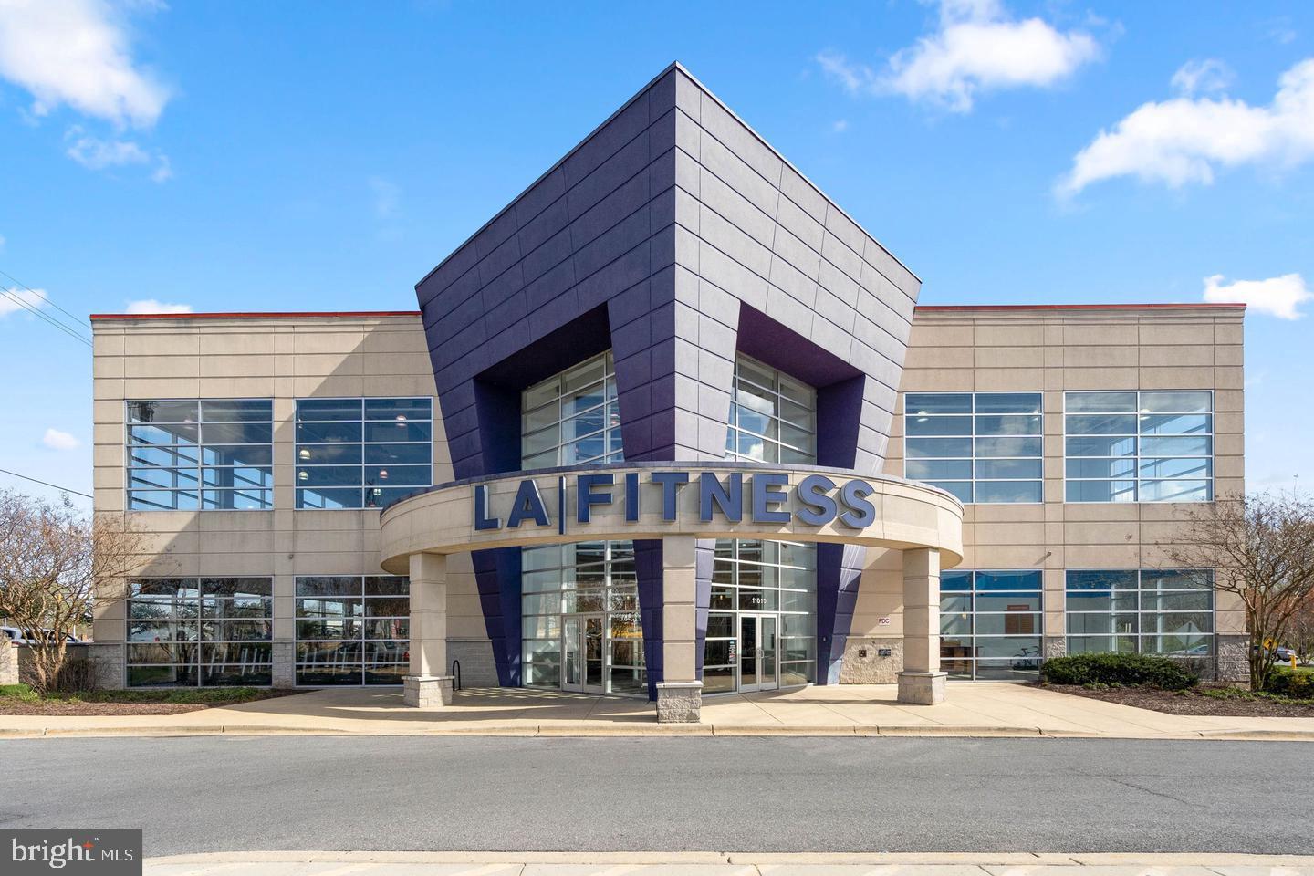 12205 Goodhill Road Silver Spring, MD 20902 - Photo 31 of 35 a front view of a house