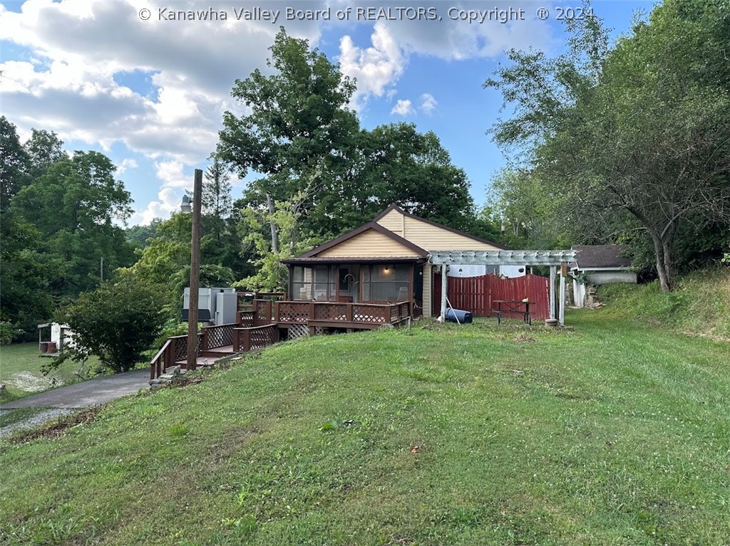 3078 Ravenswood Pike Road Ripley, WV 25271 - Photo 4 of 50 Gallery Image 4