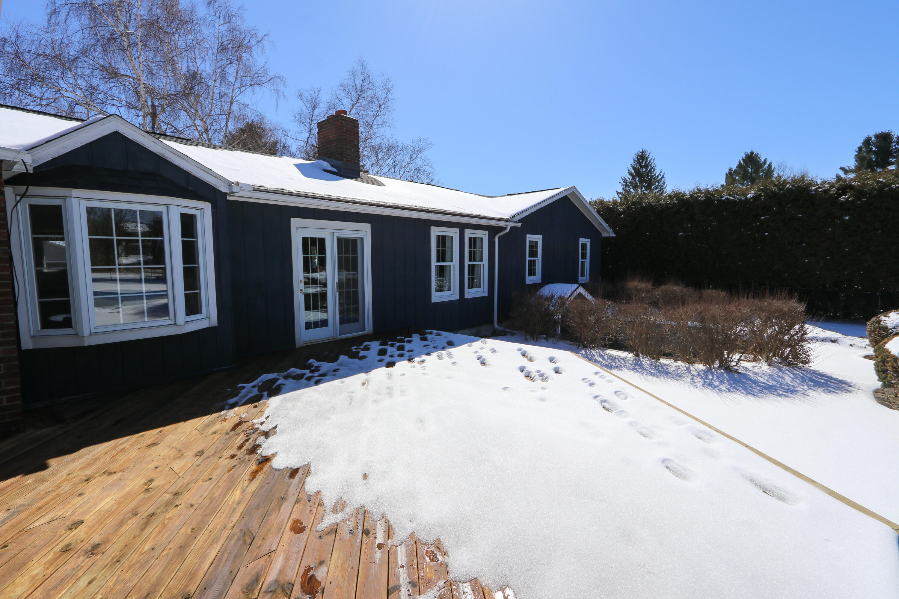 15 Edgewater Drive Rouses Point, NY 12979 - Photo 35 of 43 Gallery Image 35