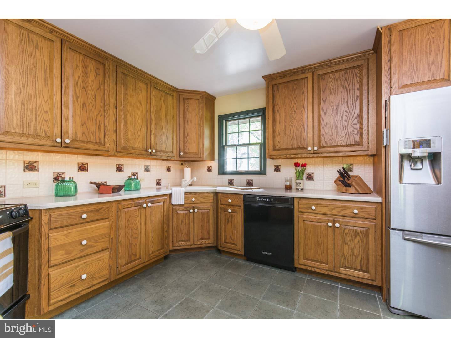 108 Cheek Road Oxford, PA 19363 - Photo 11 of 25 Gallery Image 11