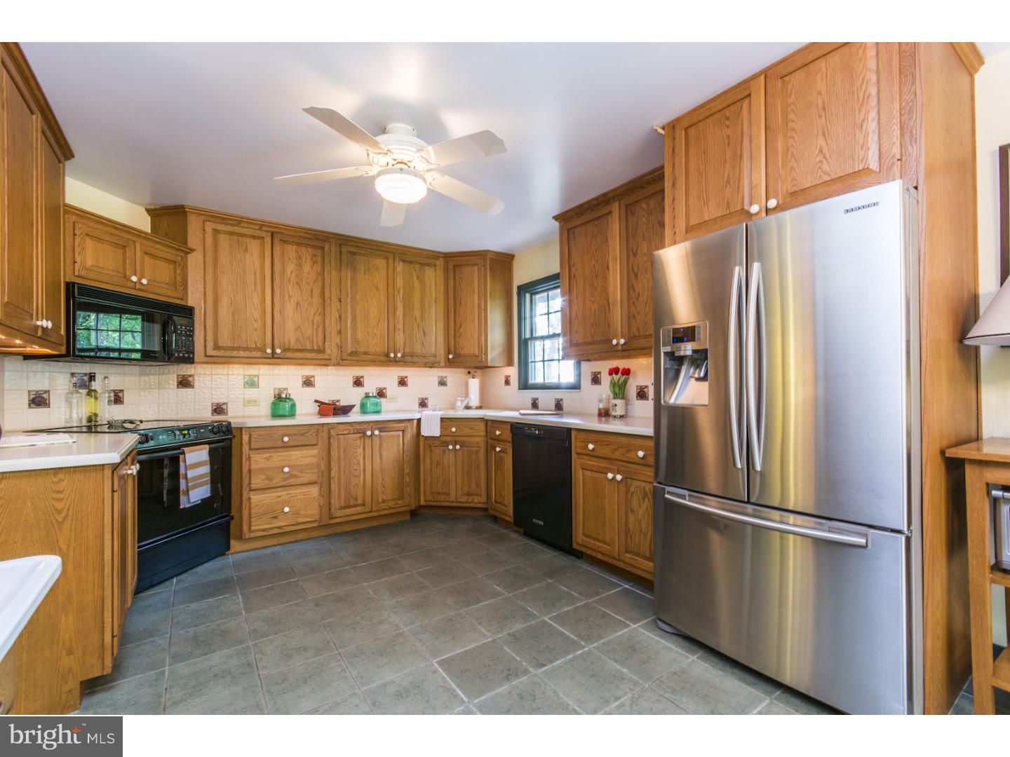 108 Cheek Road Oxford, PA 19363 - Photo 8 of 25 Gallery Image 8