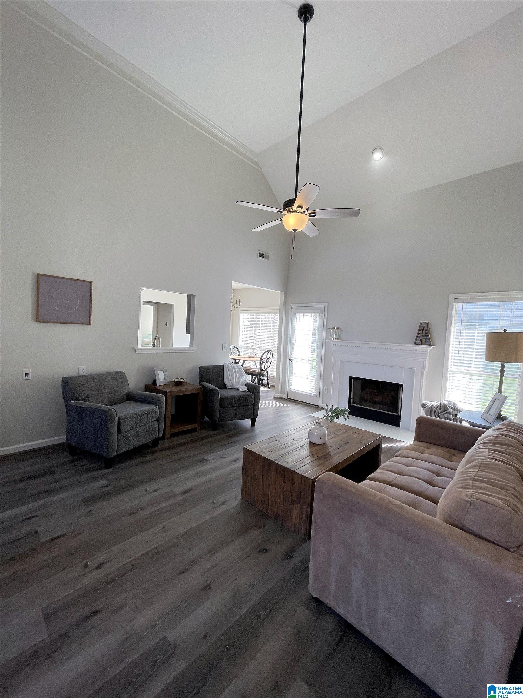 445 Bentmoor Way Helena, AL 35080 - Photo 3 of 16