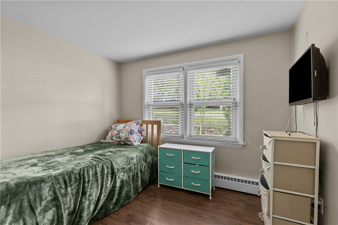 44 Larchmont Road Warwick, RI 02886 - Photo 25 of 49