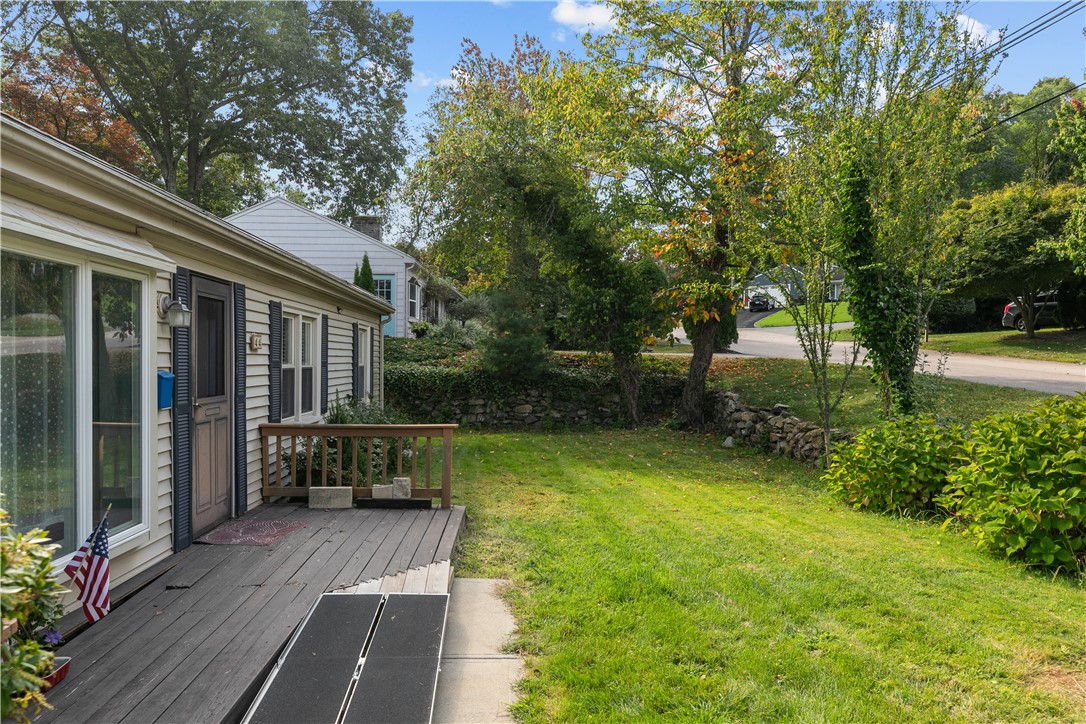 44 Larchmont Road Warwick, RI 02886 - Photo 3 of 49 front yard