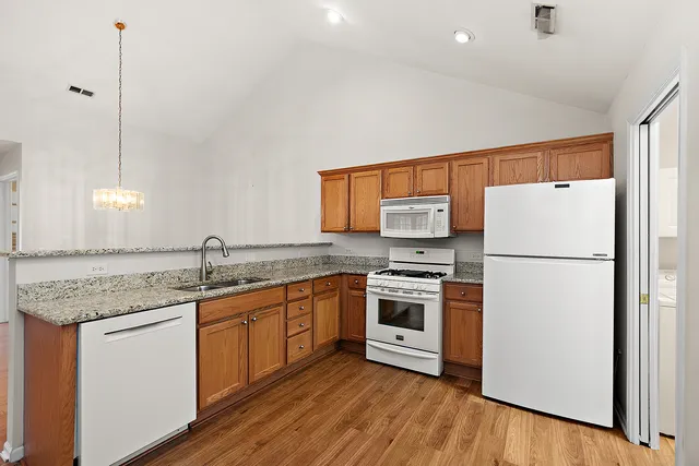 $345,000 | 18276 Murphy Circle, Tinley Park, IL 60487