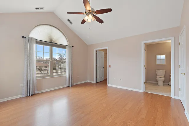 $345,000 | 18276 Murphy Circle, Tinley Park, IL 60487