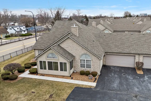 $345,000 | 18276 Murphy Circle, Tinley Park, IL 60487