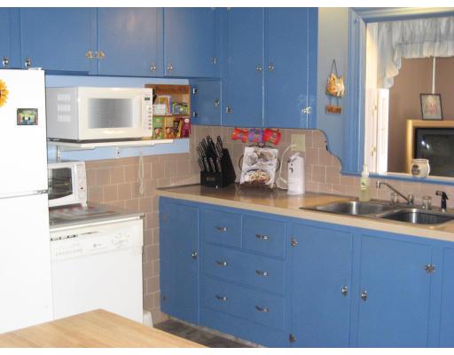 21 Hartford Road Worcester, MA 01606 - Photo 6 of 17 Gallery Image 6