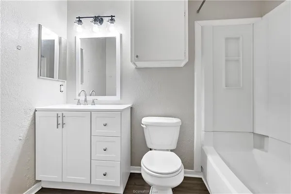 $1,595 | 616 Cross Timbers Drive, College Station, TX 77840