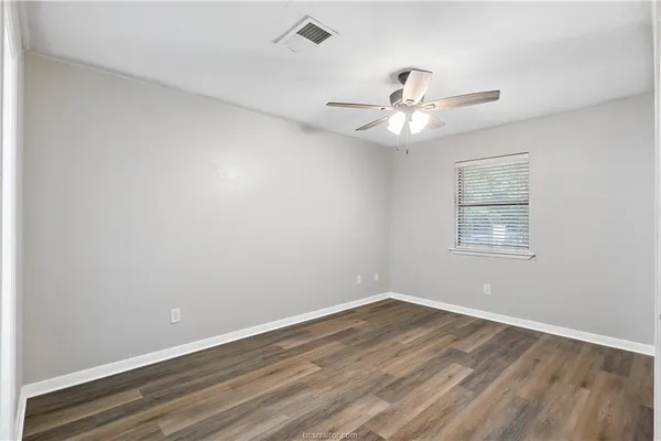 $1,595 | 616 Cross Timbers Drive, College Station, TX 77840