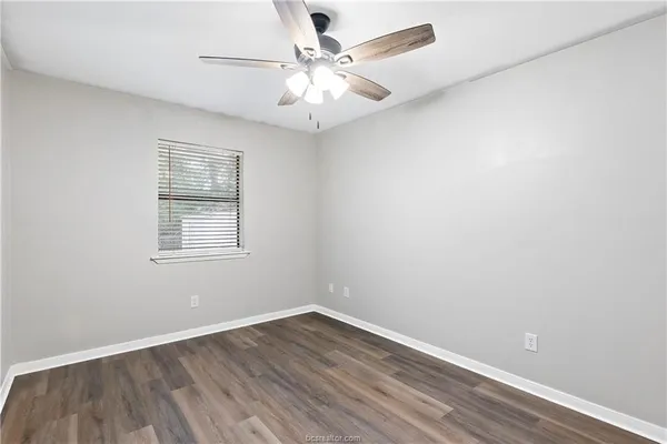 $1,595 | 616 Cross Timbers Drive, College Station, TX 77840