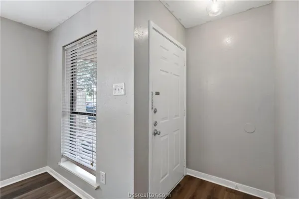 $1,595 | 616 Cross Timbers Drive, College Station, TX 77840