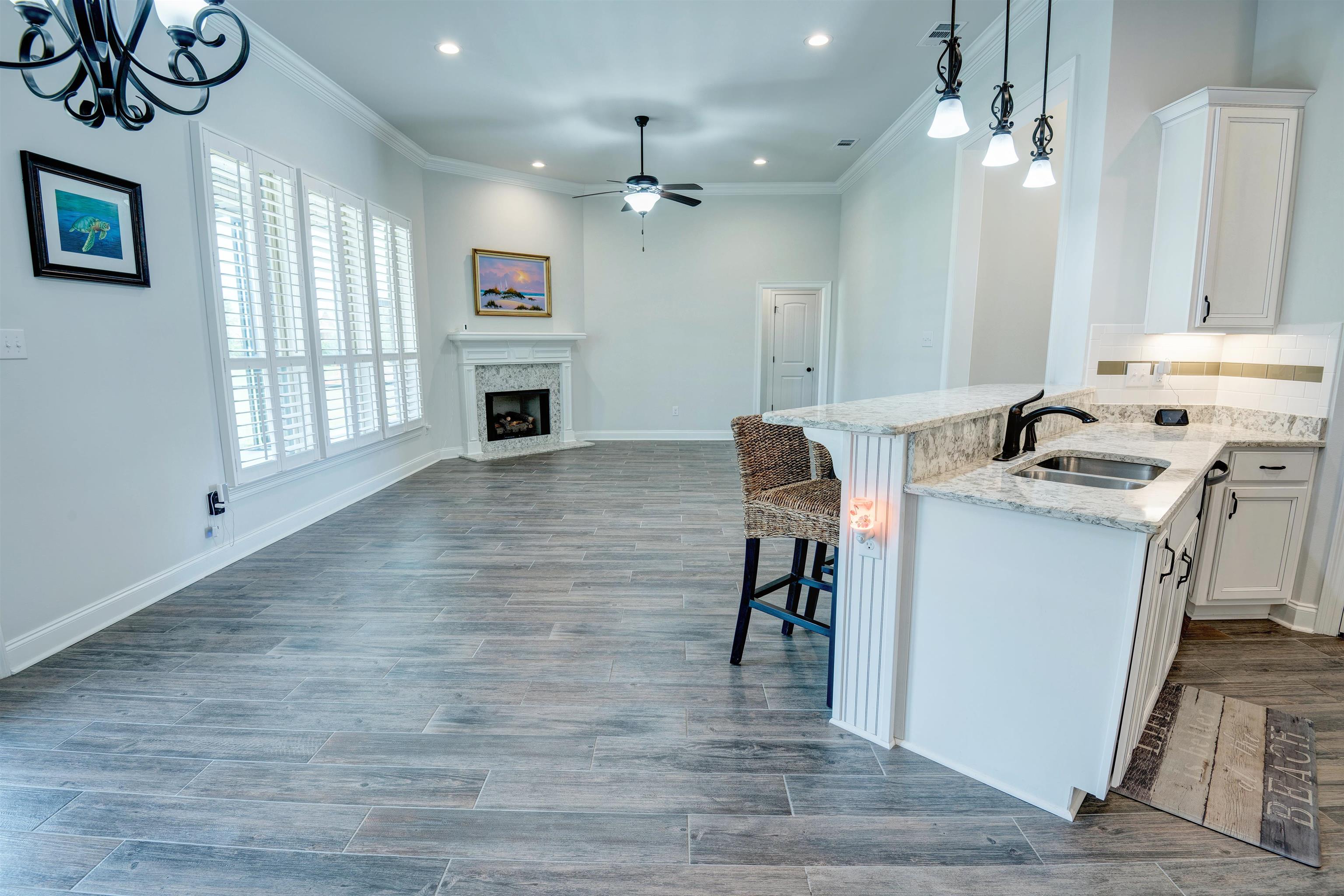 9843 Chipper Lane Foley, AL 36535 - Photo 5 of 34 Kitchen