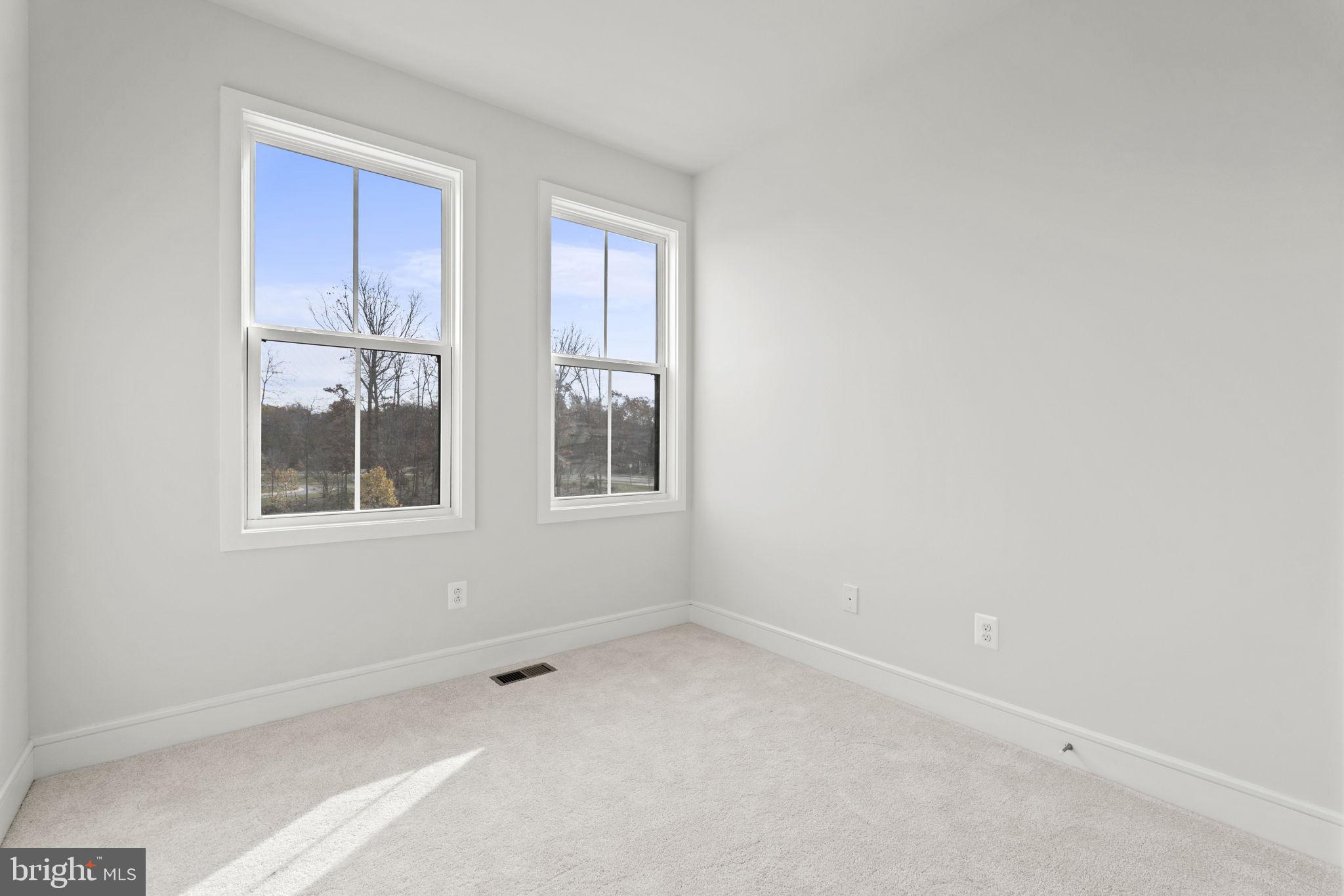 42111 Shining Star Square Ashburn, VA 20148 - Photo 26 of 36