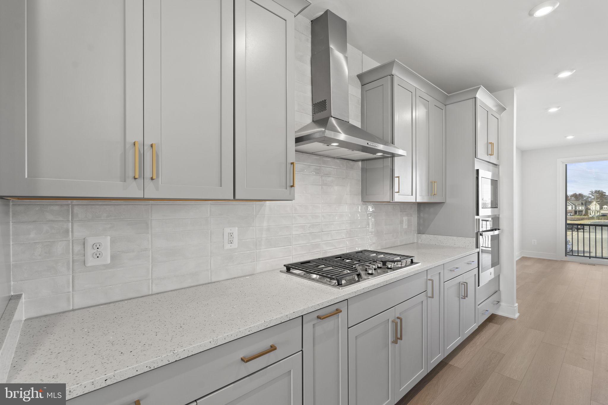 42111 Shining Star Square Ashburn, VA 20148 - Photo 6 of 36