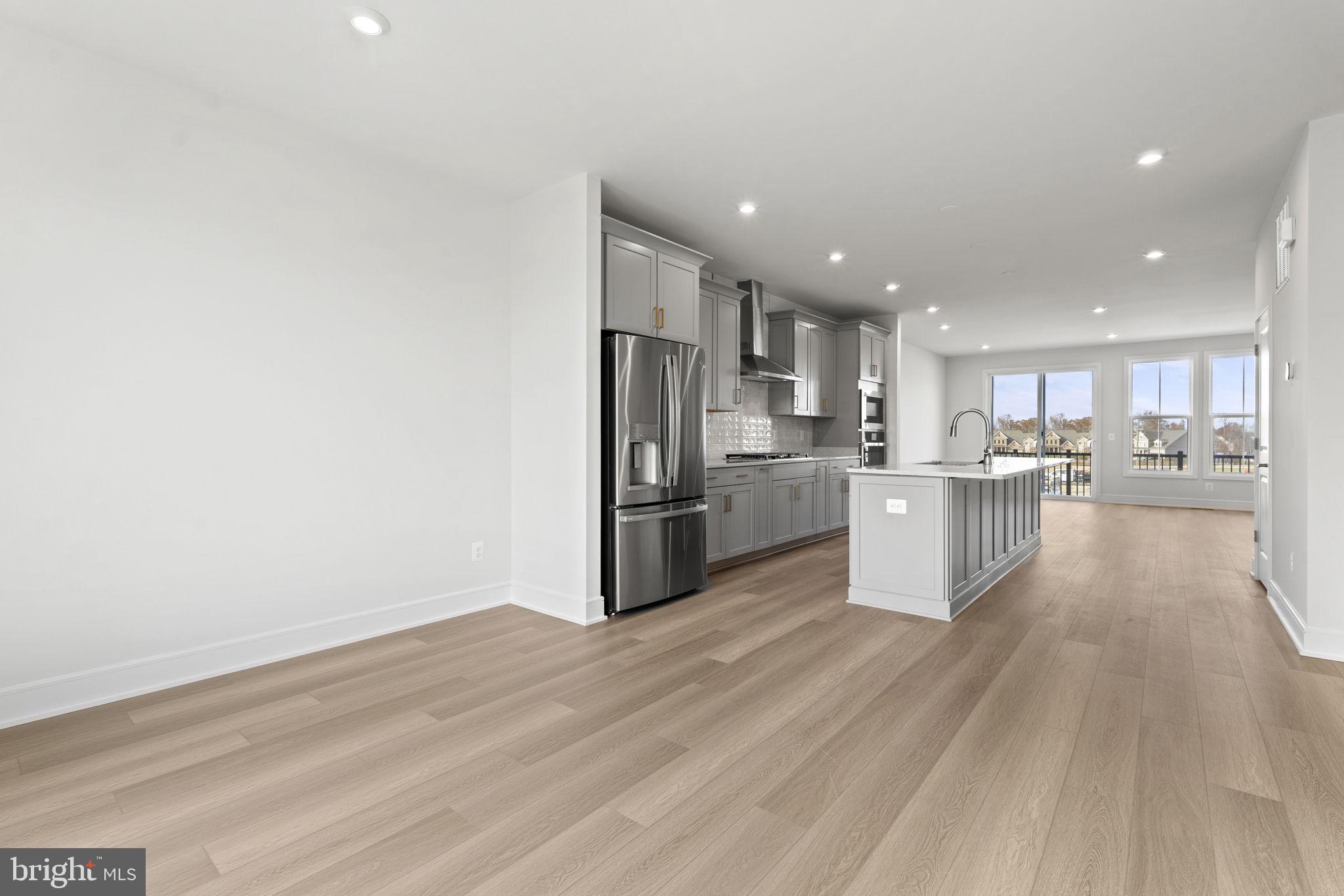 42111 Shining Star Square Ashburn, VA 20148 - Photo 7 of 36