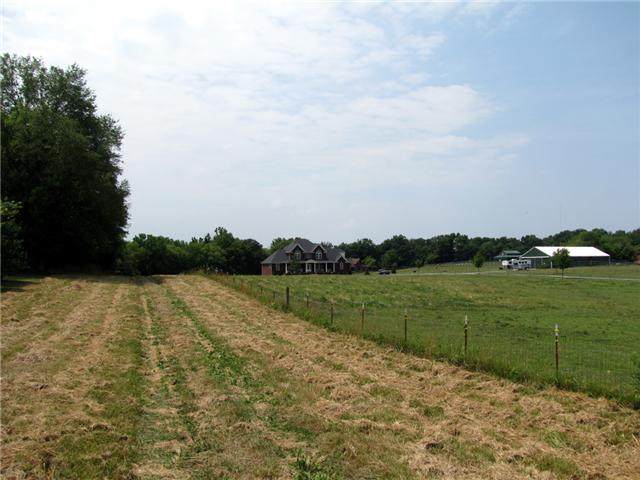 8291 Guthrie Road Cross Plains, TN 37049 - Photo 6 of 7