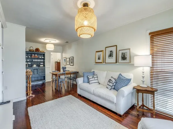 $2,500 | 6014 Marquita Avenue, Dallas, TX 75206