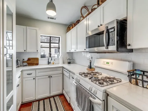 $2,500 | 6014 Marquita Avenue, Dallas, TX 75206